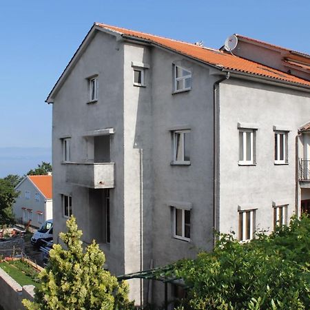 Apartment Njivice 5458D Kültér fotó